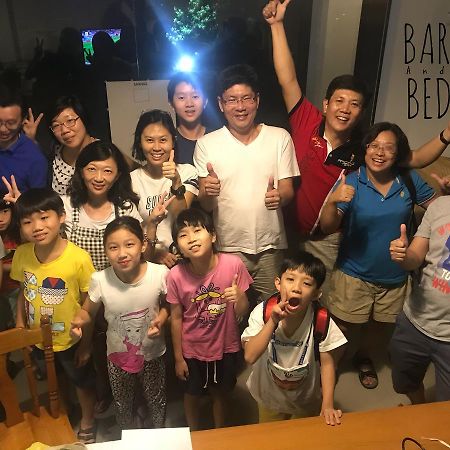 Barandbed Urt Vandrerhjem Surat Thani Eksteriør bilde