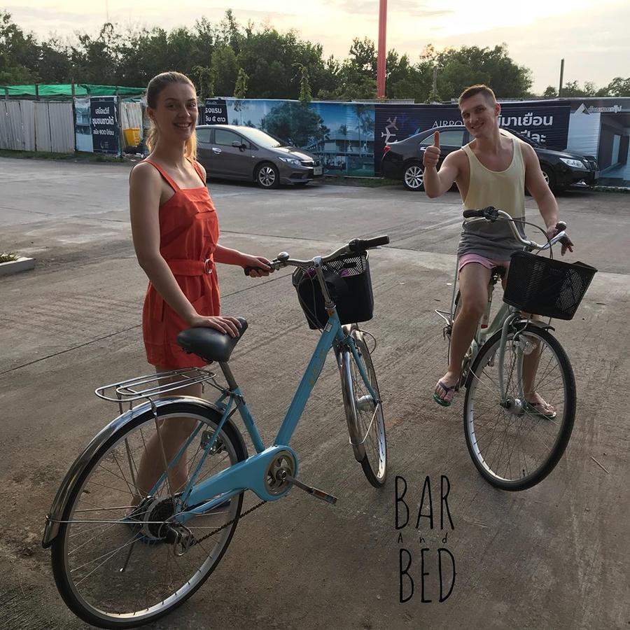 Barandbed Urt Vandrerhjem Surat Thani Eksteriør bilde