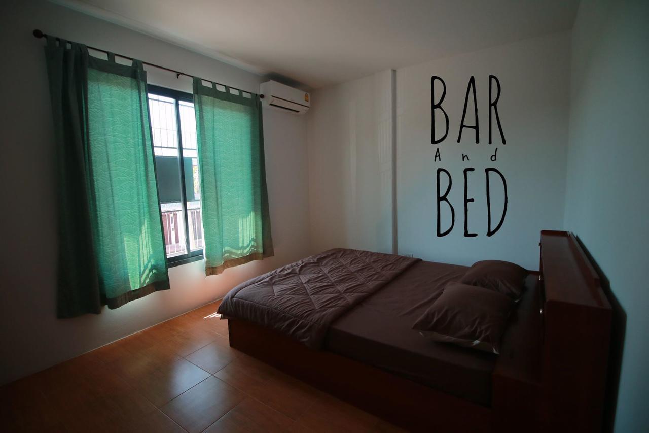 Barandbed Urt Vandrerhjem Surat Thani Eksteriør bilde