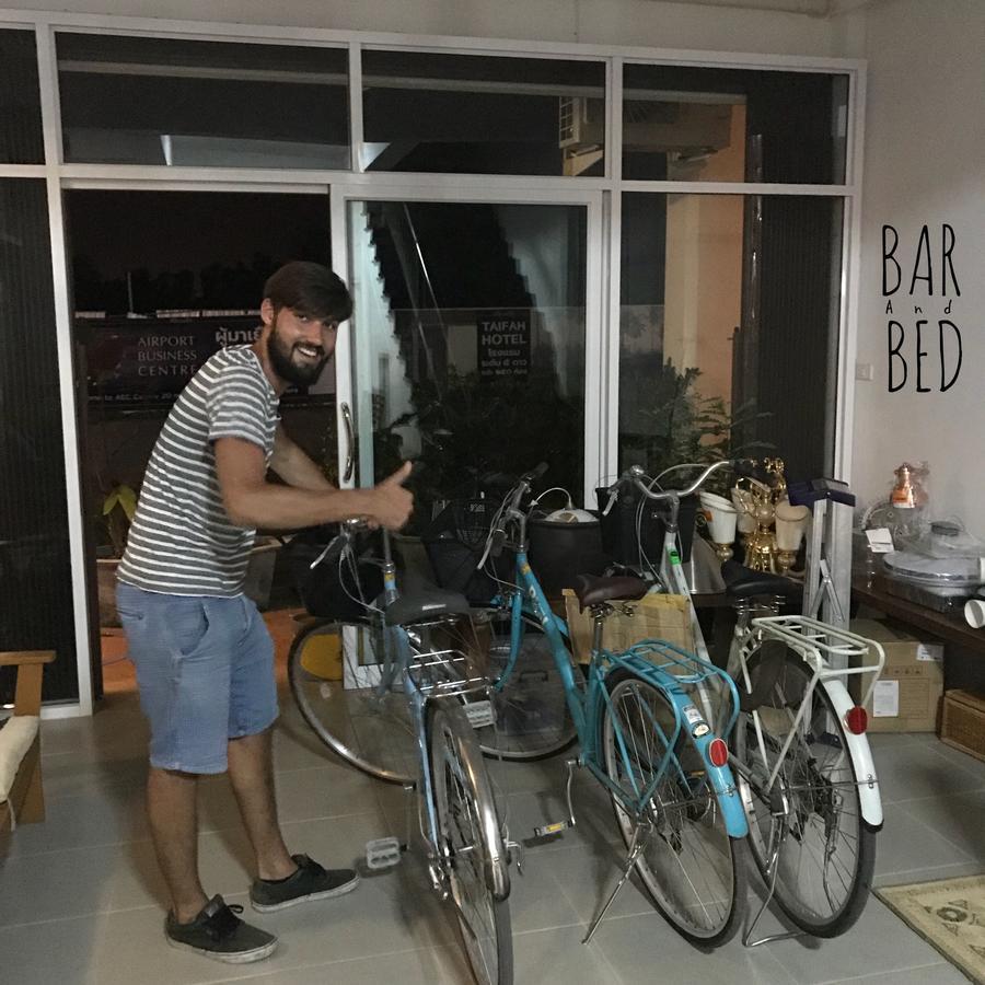 Barandbed Urt Vandrerhjem Surat Thani Eksteriør bilde
