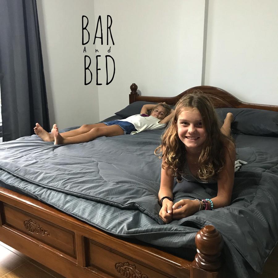 Barandbed Urt Vandrerhjem Surat Thani Eksteriør bilde