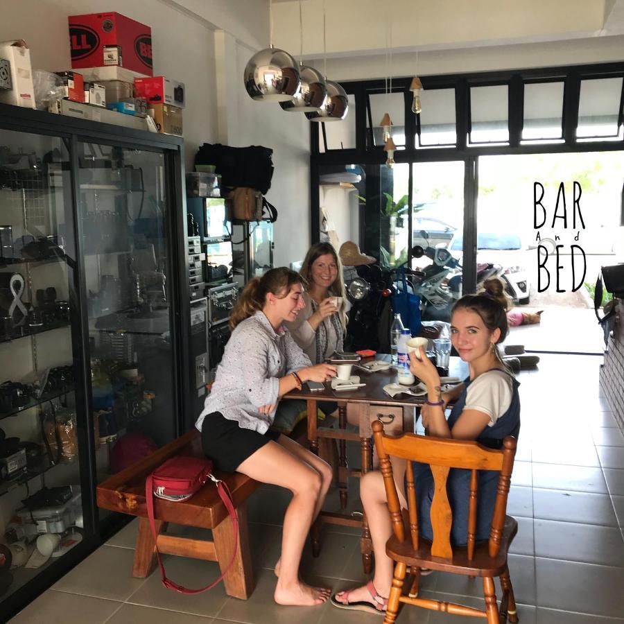 Barandbed Urt Vandrerhjem Surat Thani Rom bilde